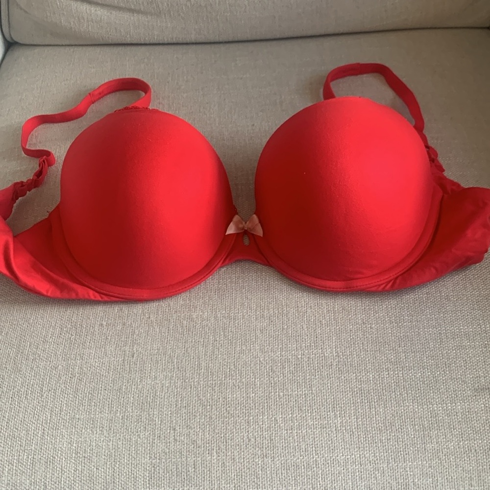 Victory Secret Push Up Bras 34D